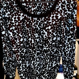 Cute blue animal print top